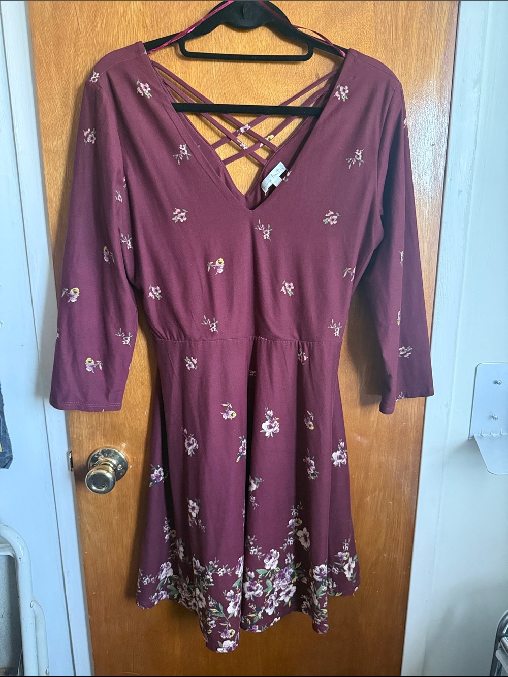 nine britton Burgundy Floral Crisscross V-Neck Long Sleeve Dress